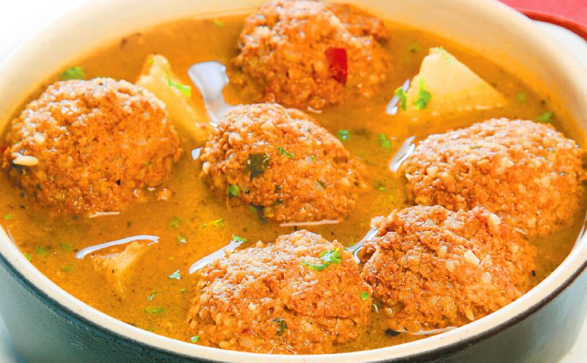 Sopa de albóndigas