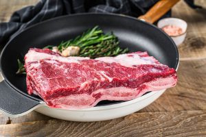 De dónde proviene el corte de carne Short Rib