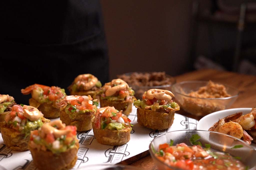 Patacones con carne mechada